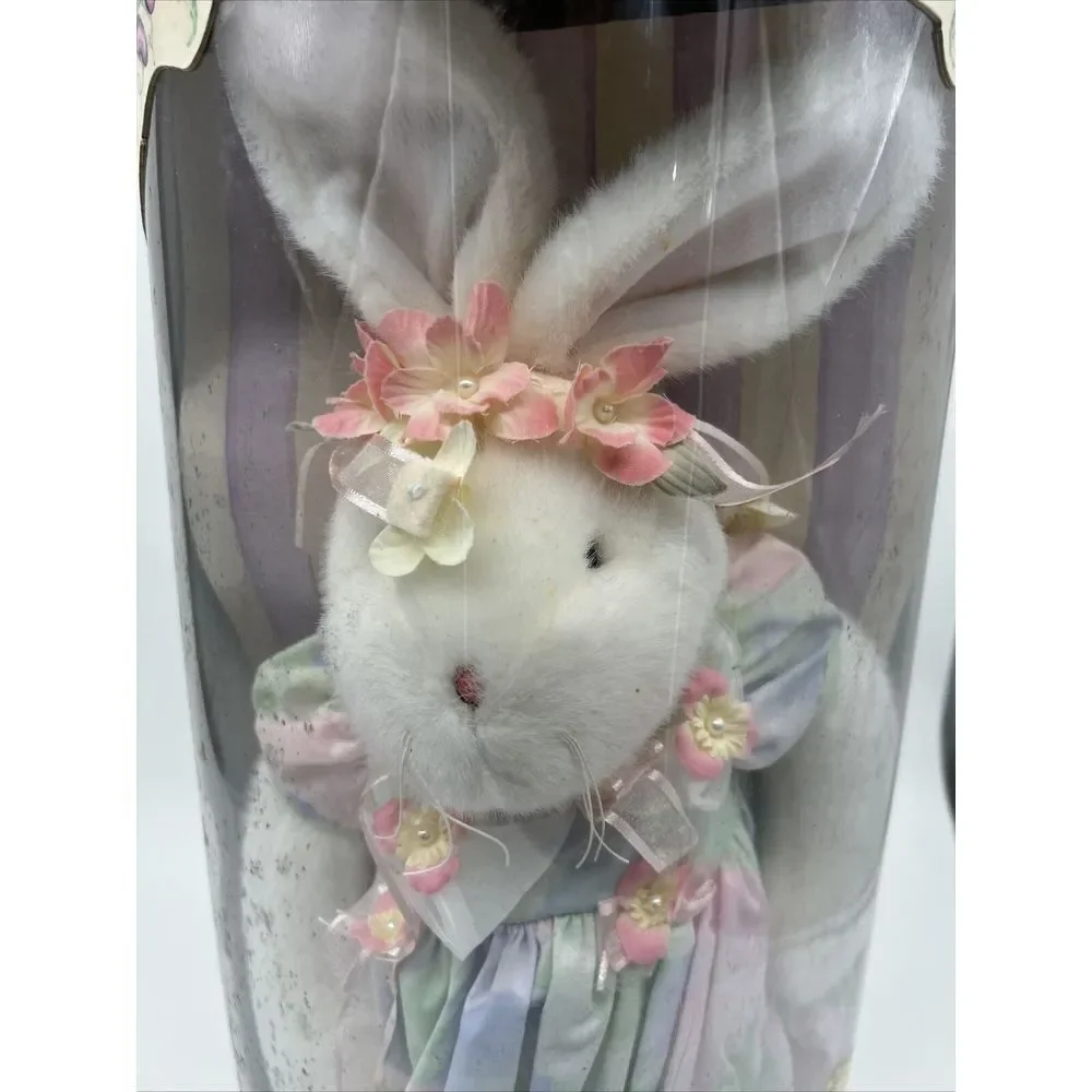 Rabbit Works Miss‎ Rainbow Rabbit new collectible Vintage